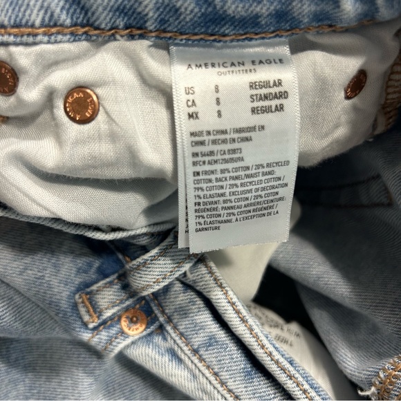 American Eagle Outfitters Light Blue Straight Leg Jeans - Picture 3 of 3